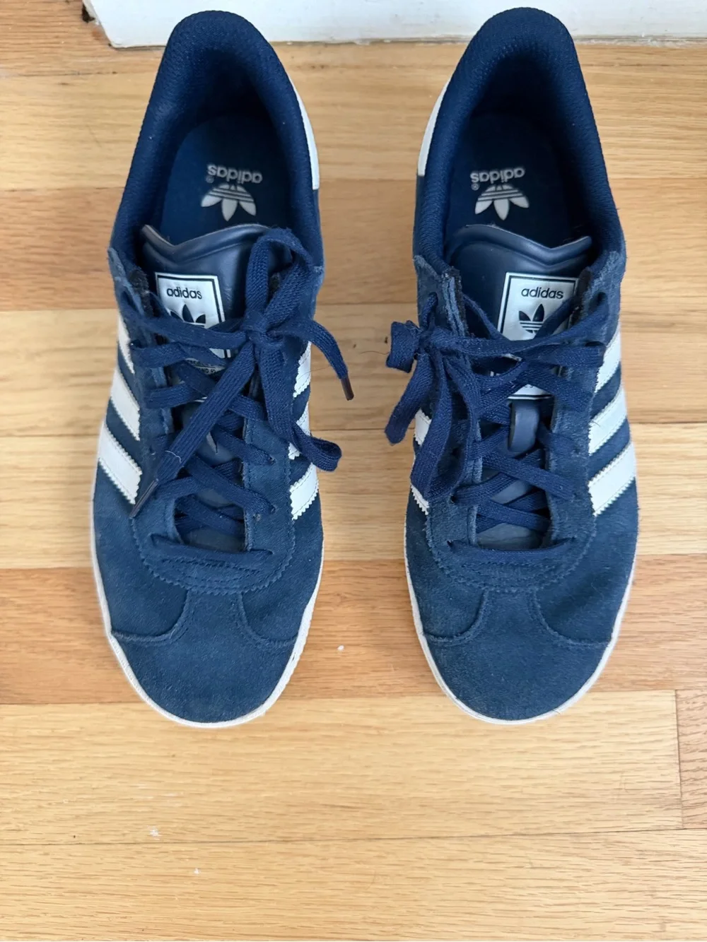 adidas low top